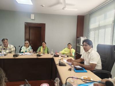प्रमुख शासन सचिव पर्यटन, कला एवं संस्कृति एवं अध्यक्ष आरटीडीसी राजेश यादव ने ली समीक्षा बैठक